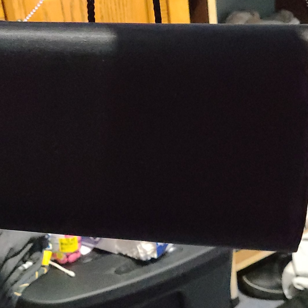 black purse - Picture 3 of 5